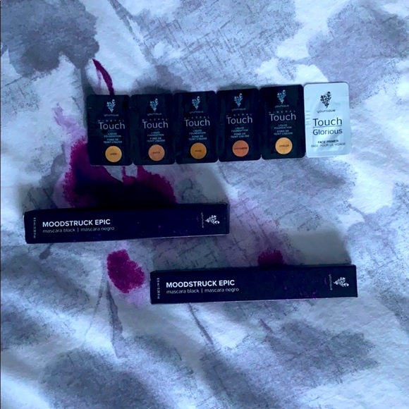 MOODSTRUCK EPIC Mascara - Picture 4 of 6